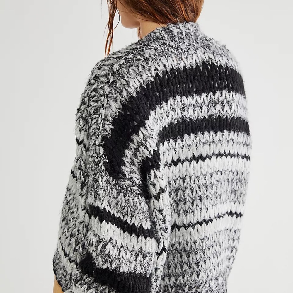 NWOT Free People Wanderer Cardi Chunky Cardigan Sweater Z84-14 - Picture 2 of 5